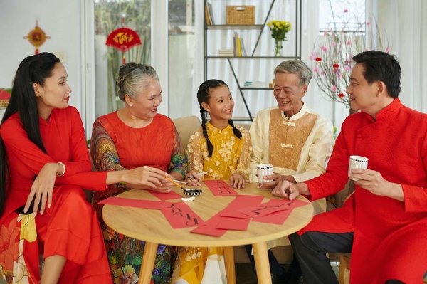 Quelles locations à Kyoto offrent des cours de calligraphie japonaise?